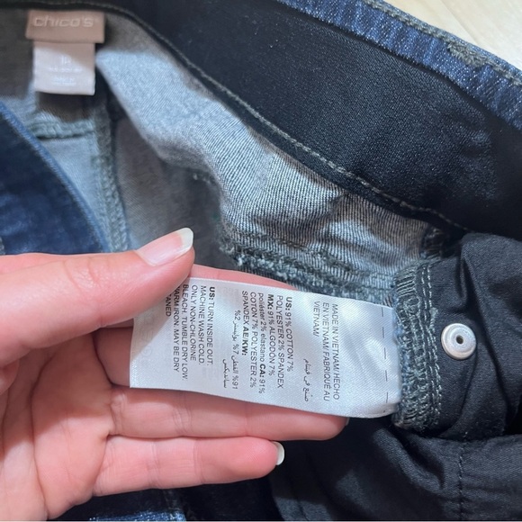 Chicos Womens Dark Wash Elastic Band Distressed Skinny Jeans Size 1/8 - Picture 7 of 8